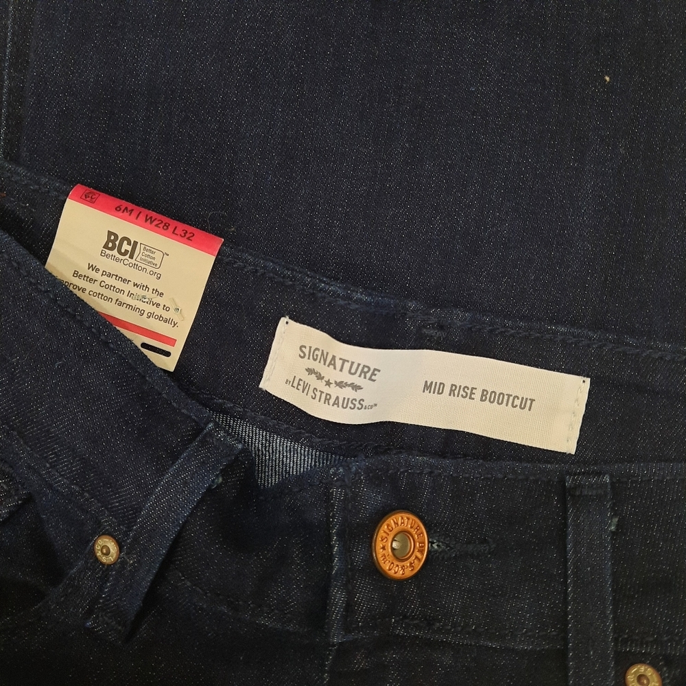 Levi's Midrise Bootcut Jeans Dark Indigo 28 6 NWT - Picture 6 of 7